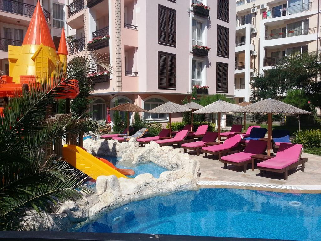 Menada Romance Marine Apartments Sunny Beach Buitenkant foto