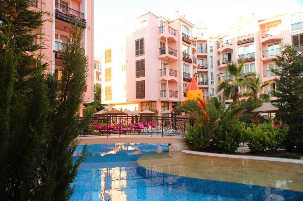 Menada Romance Marine Apartments Sunny Beach Buitenkant foto